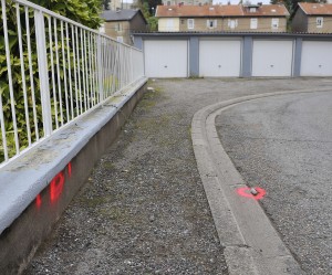 C'est dans cette ruelle que l'agression a eu lieu. (Photo AFP)