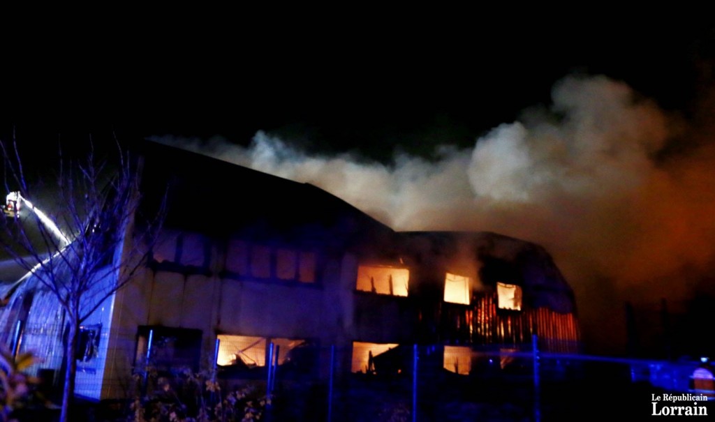 D'importants moyens ont été déployés pour faire face à l'incendie.