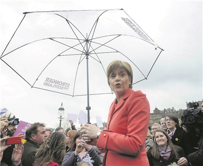 La Première ministre d'Écosse, Nicola Sturgeon, symbolise l'attachement des Écossais à l'Union européenne. (photo AFP)