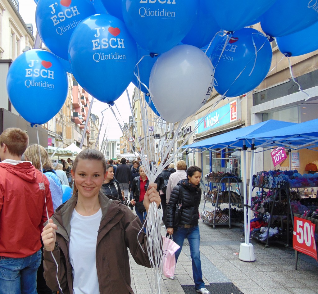 Votre journal Le Quotidien est présent sur la braderie. (photo LQ)