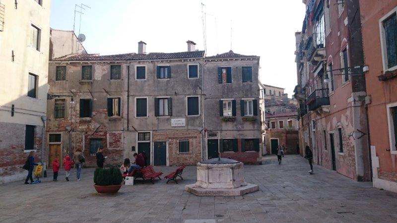 Campo Santa Ternita, dans le quartier du Castello. (photo Sy.A.)