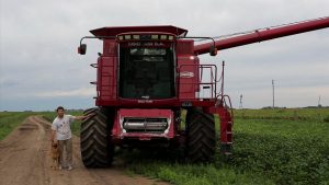 Malformations, tumeurs, décès d'enfants... La réalisatrice raconte les ravages des pesticides.