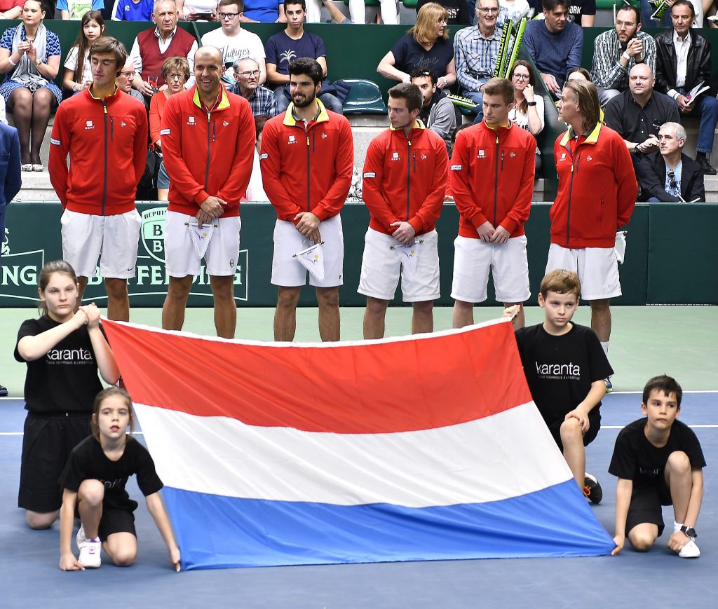 Le capitaine du Luxembourg Johny Goudenbour et son équipe, qui n'a laissé aucune chance à l'équipe géorgienne. (Photo : Marcel Nckels) Foto Marcel Nckels