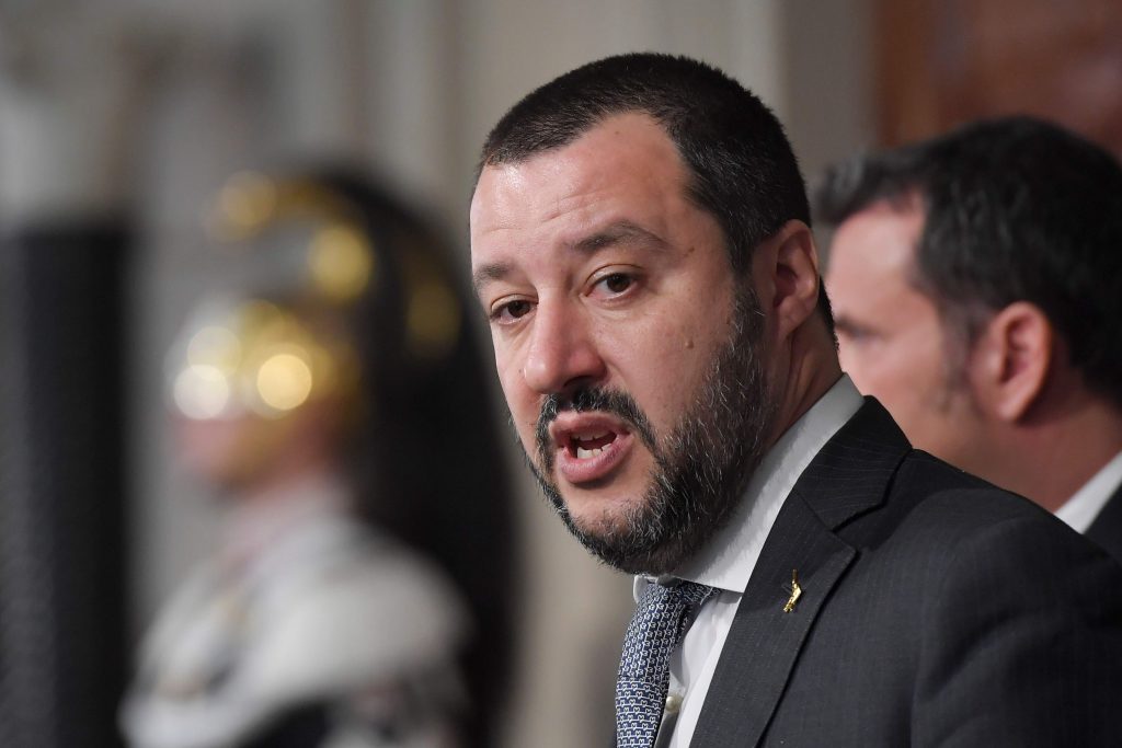 Matteo Salvini est le chef de la Ligue (extrême droite) et le leader de la coalition de droite arrivée en tête avec 37% des voix.