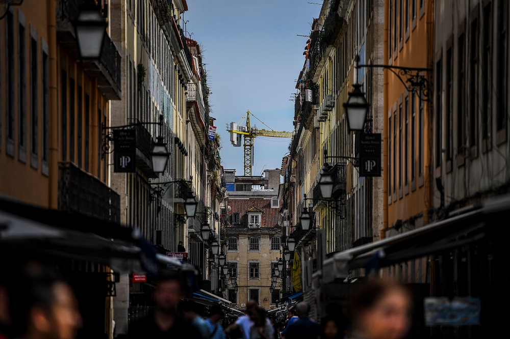 PORTUGAL-ECONOMY-CONSTRUCTION-TOURISM