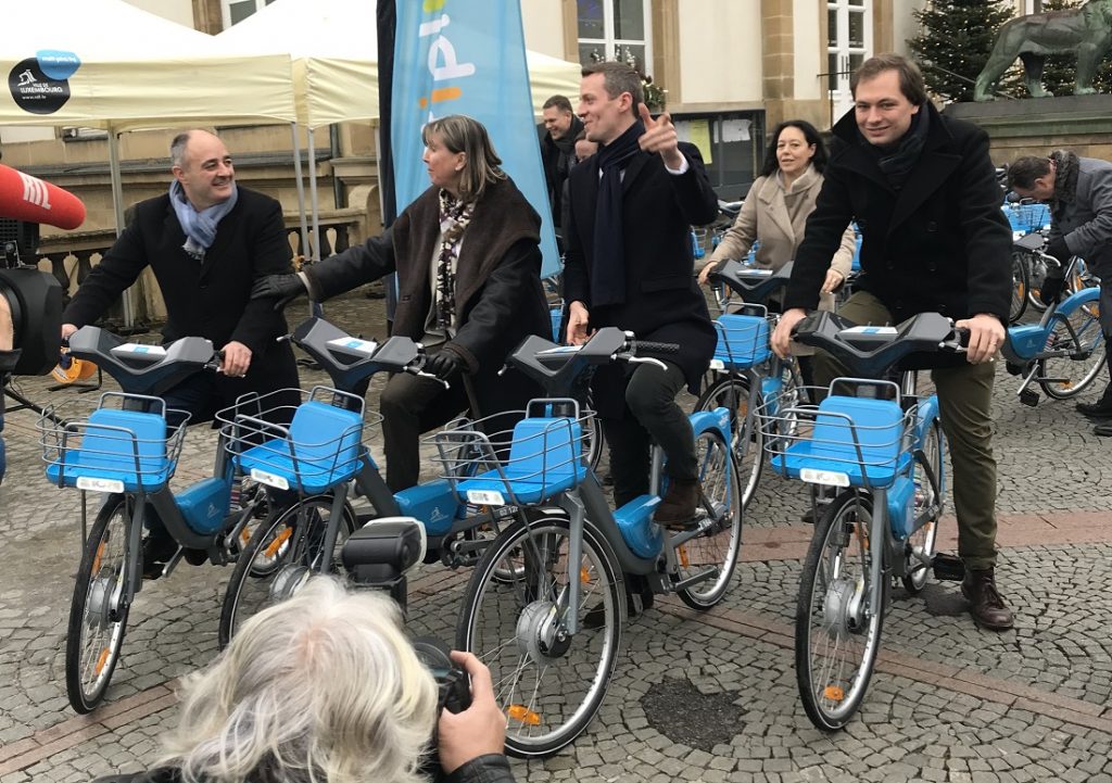 Les élus de la Ville ont eux-mêmes testés les nouveaux vélos ! (Photo : Sophie Kieffer).