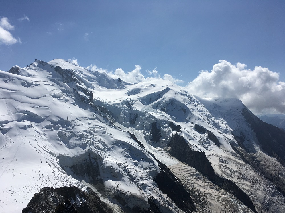 Le mont Blanc vu depuis l'Aiguille du Midi (Photo : Fabienne Armborst).