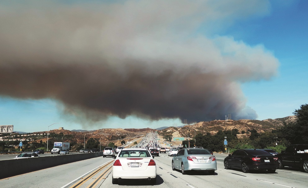 The Tick Fire Burns In Canyon Country, California