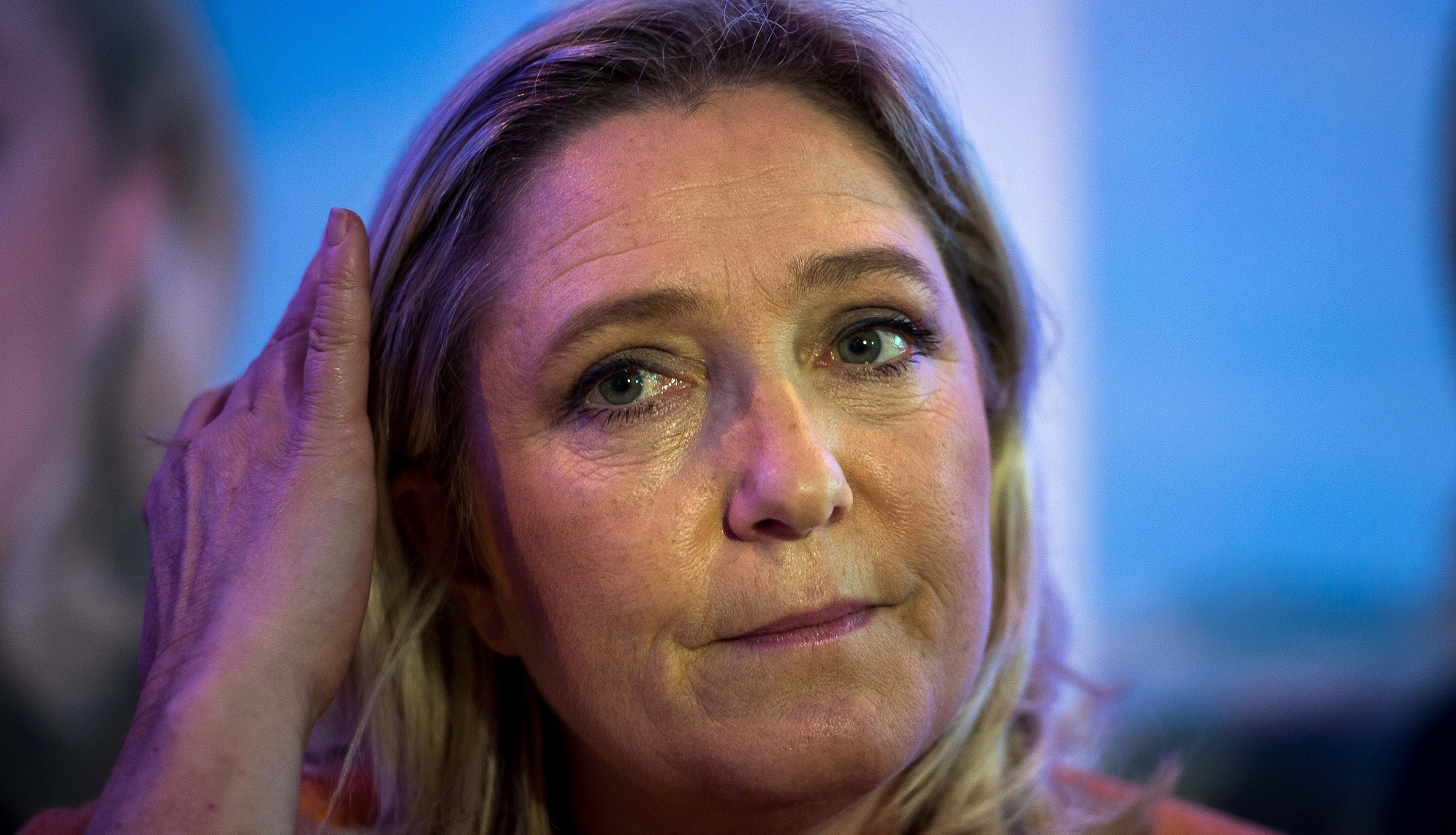 Political news: the stakes for France