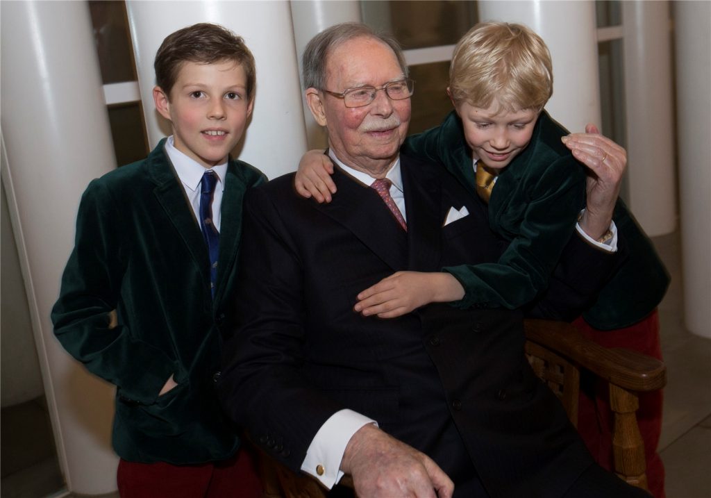 Cette photo avait été prise lors de l’anniversaire du Grand-Duc, qui célébrait ses 95 ans, le 9 janvier 2016 à la Philharmonie, en compagnie des princes Gabriel et Noah. (photo Guy Wolff/Cour grand-ducale)