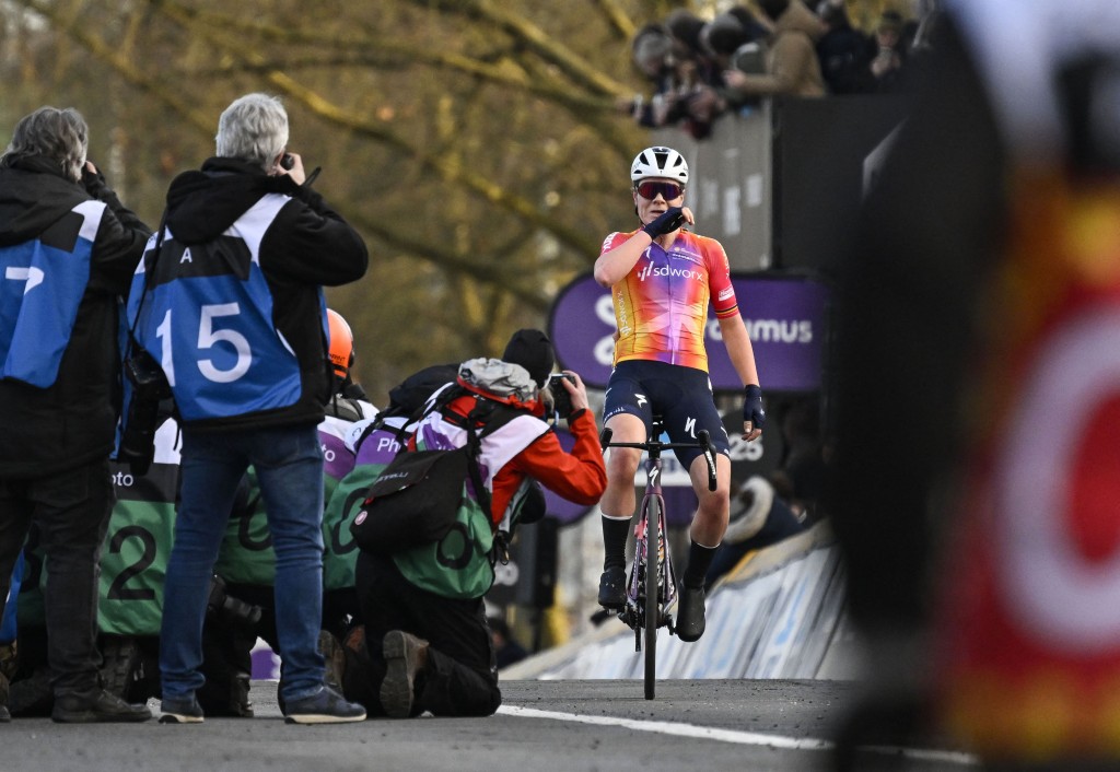 [Cyclisme] Dylan Van Baarle Remporte Le Het Nieuwsblad