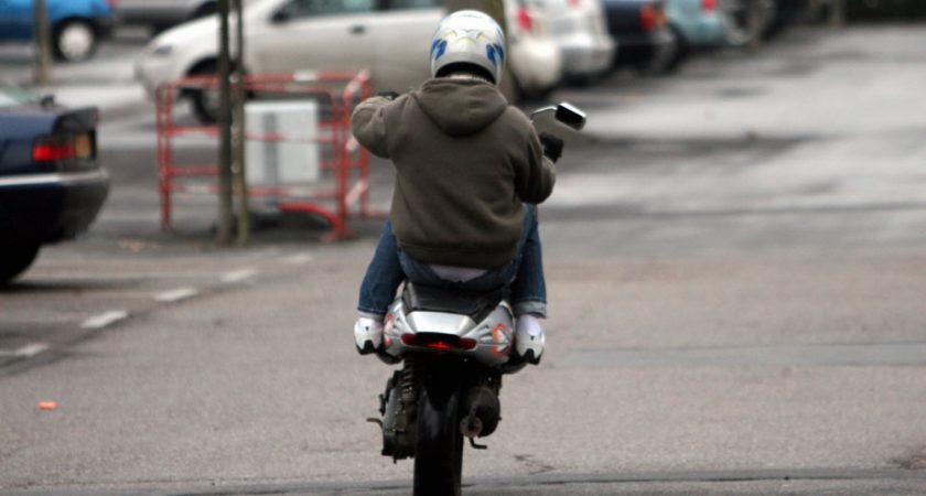 Diekirch : ivre, il se blesse en scooter
